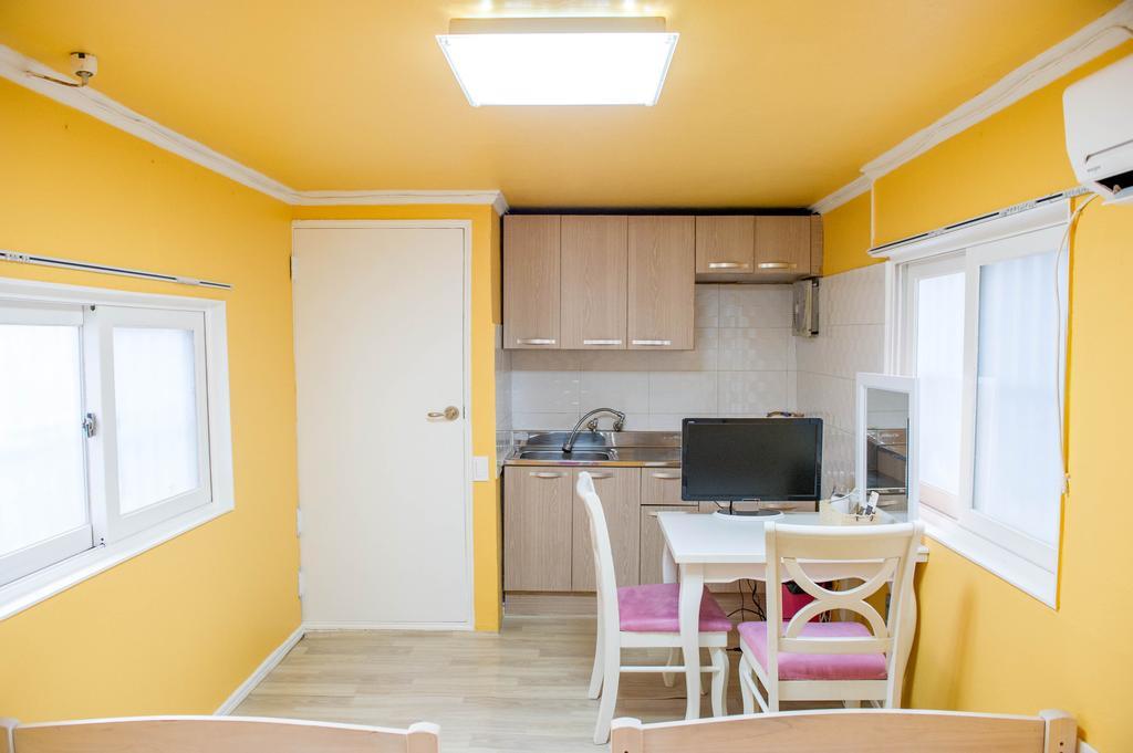 Elly Guesthouse Busan Kamer foto
